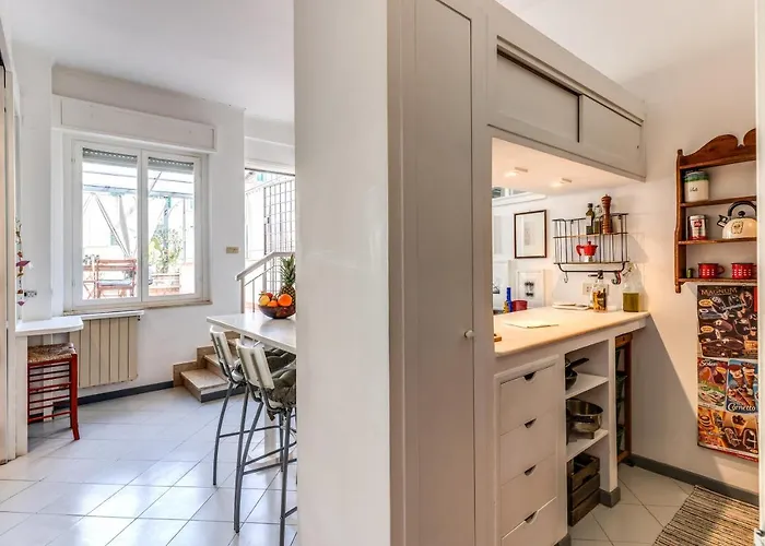 Cozy Flat In Vatican Area With Private Terrace Roma